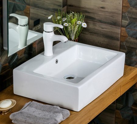 Смеситель для раковины Melana MLN-F-002-M Белый 