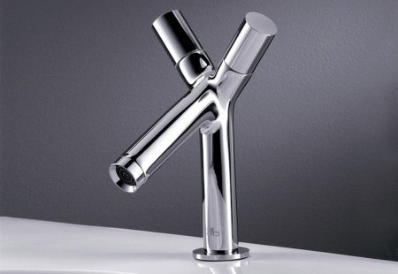 Смеситель Axor Starck 10030000 для раковины 