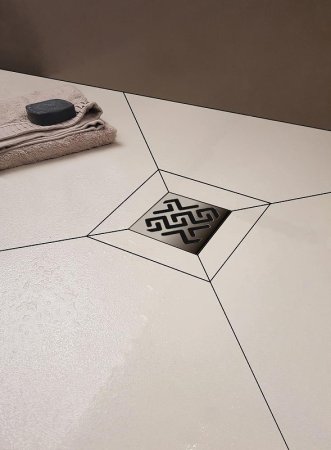 Душевой трап Berges Zentrum Antik 100x100 090464 с решеткой Хром матовый 