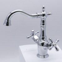 Смеситель 2-руч. для раковины V370111 (ХРОМ) ViEiR