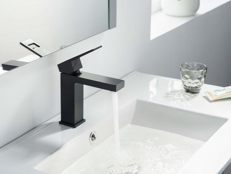 Смеситель Timo Briana 7161/03F для раковины, черный 