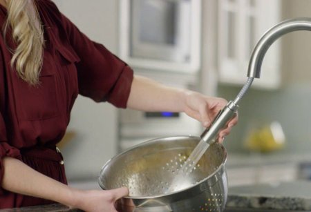 Смеситель Hansgrohe Talis M51 72813800 для кухонной мойки, под сталь 