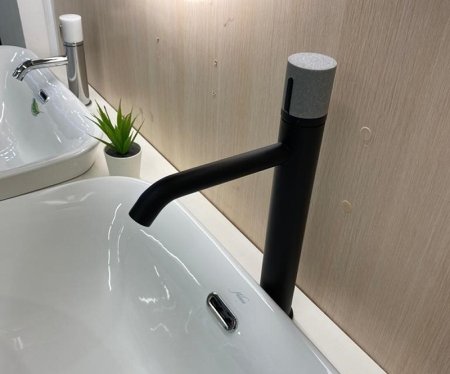 Смеситель для раковины Bronze de Luxe Focus 24615BG Черный матовый 