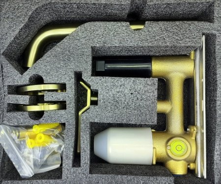 Смеситель для раковины Bronze de Luxe 1760'S 5530CG Золото матовое 