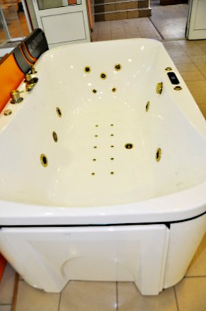 Акриловая ванна Радомир Лион Комфорт Chrome 