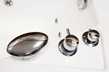 Акриловая ванна Радомир Лион Комфорт Chrome 