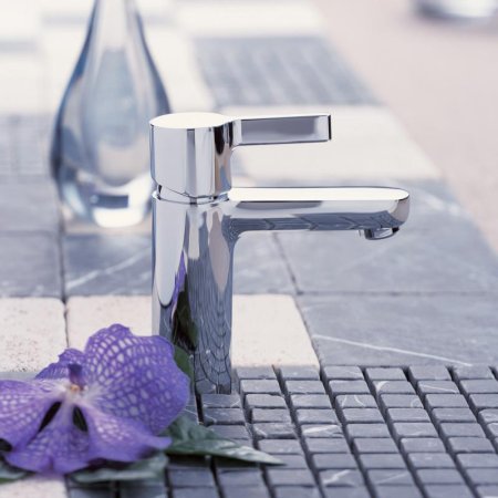 Смеситель Hansgrohe Metris S 31068000 для раковины 