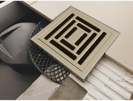 Душевой трап Berges Platz Uno 100x100 090069 с решеткой Хром матовый 