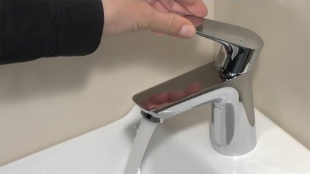 Смеситель Hansgrohe Talis E 71701000 для раковины 