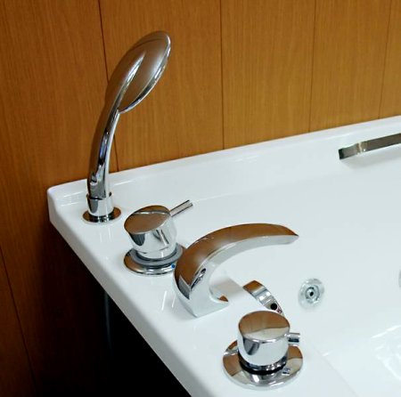 Акриловая ванна Радомир Верона Комфорт Chrome 