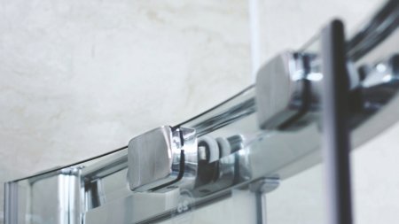 Душевой уголок Cezares Pratico R 1 90 P Cr + трап в подарок 