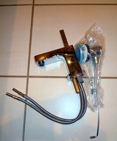 Смеситель Axor Citterio 39015000 для раковины 