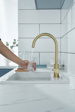 Смеситель Paulmark Essen Es213211-BR для кухонной мойки, бронза 