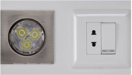 Зеркало-шкаф Aquanet Фредерика 140 белый 