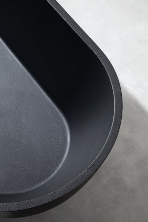 Ванна из искусственного камня Abber Frankfurt 170x75 AM9941B Черная без гидромассажа 