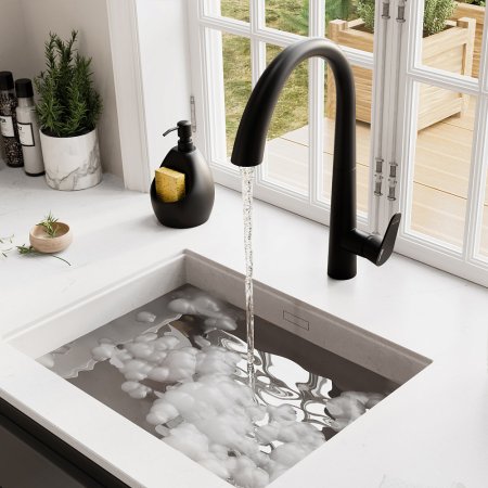 Смеситель WasserKRAFT A8667 для кухонной мойки, черный 