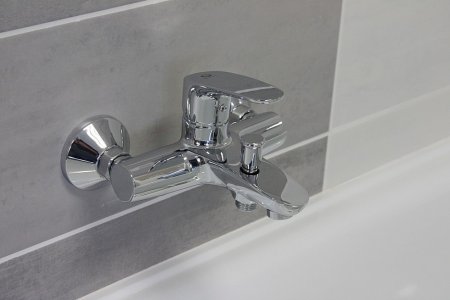 Смеситель Rav Slezak Amur Am754.5/1 для ванны с душем 