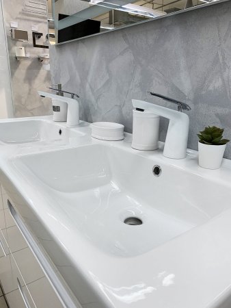 Смеситель Timo Olivia 3261/00-16F для раковины, хром-белый 