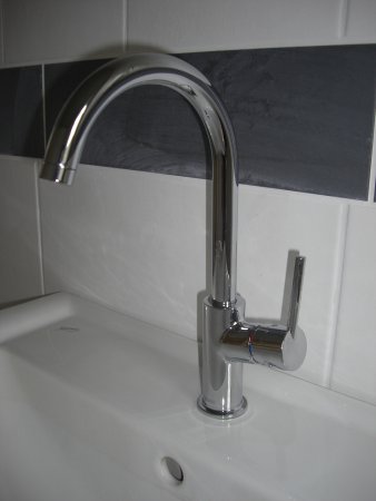 Смеситель Hansgrohe Talis 32084000 для раковины 