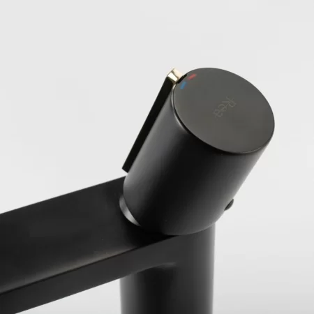 Смеситель для раковины без донного клапана Rea Icon REA-B5680 