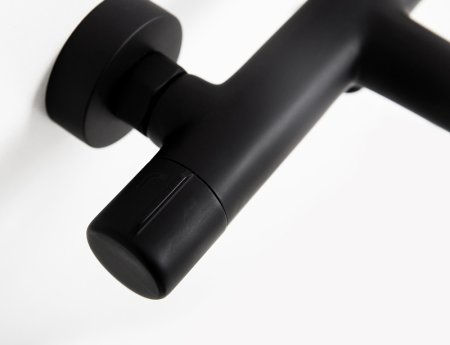 Смеситель для ванны BelBagno Uno UNO-VASM-NERO Черный матовый 