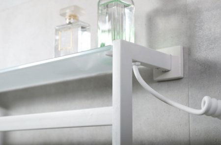 Электрический полотенцесушитель Black&White Universe N-333W 58х35 333WN с полкой Белый матовый 