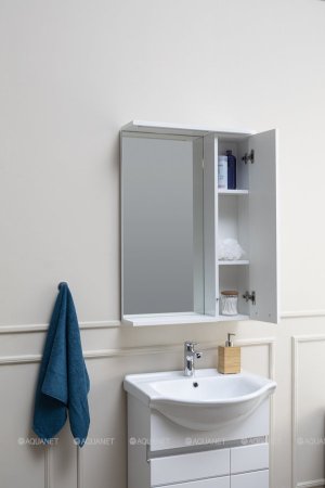 Зеркало-шкаф Aquanet Доминика 60 LED белый 