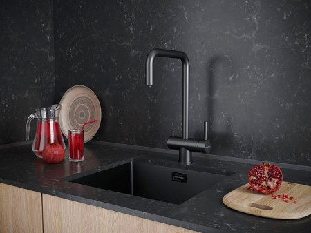 Смеситель Paulmark Wetter We213030-GM для кухонной мойки, вороненая сталь 