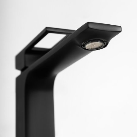 Смеситель для раковины BelBagno Luce LUC-LMC-NERO-W0 Черный матовый 