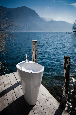 Раковина Laufen Palomba 8.1180.4.000.104.1 напольная 