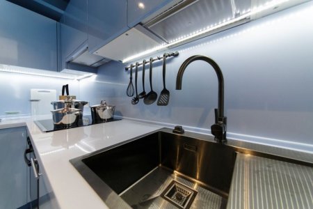 Смеситель для кухонной мойки Omoikiri Wakayama PVD-GM 