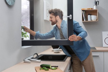 Смеситель Hansgrohe Focus M42 71807000 для кухонной мойки, хром 