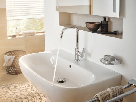 Смеситель Kludi Pure&Solid 340240575 для раковины 