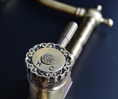 Смеситель для раковины Bronze de Luxe Windsor 10107 Бронза 