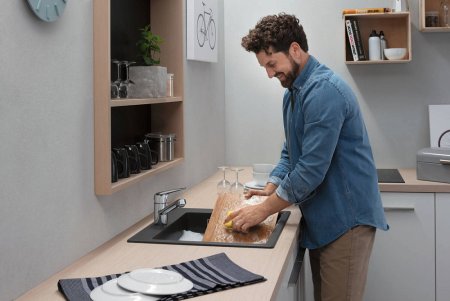 Смеситель Hansgrohe Focus M42 71808000 для кухонной мойки, хром 