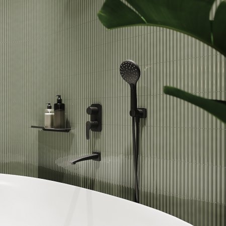 Душевая система Iddis Ray RAYBL03i68 Черная матовая 