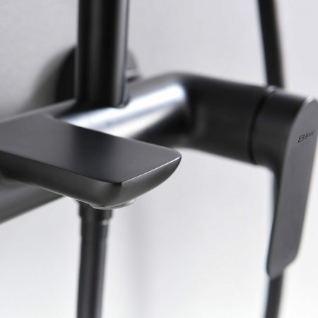 Душевая система Black&White Universe UK8300B 8300ВUK Черная матовая 