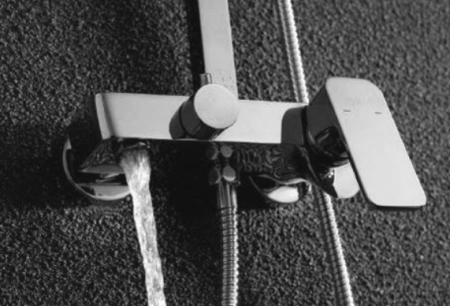 Душевая система D&K Berlin Technische DA1433715A02 черный 