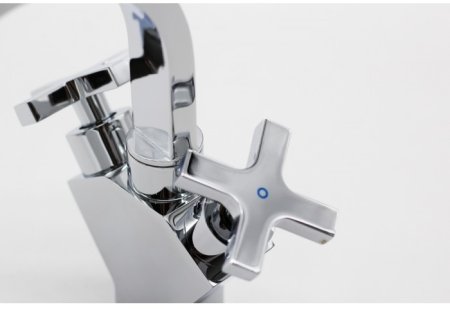 Cмеситель для раковины GANZER ABELARD GZ01011 CHROME 