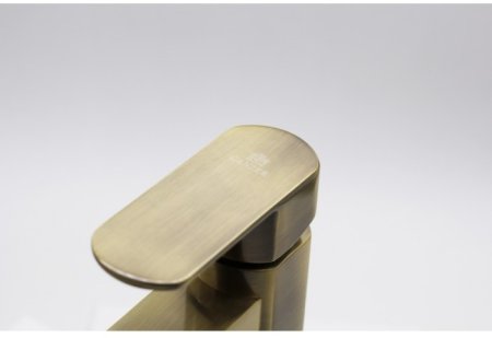 Cмеситель для раковины GANZER BOLDER GZ06011D BRONZE 