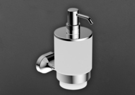 Дозатор для жидкого мыла Art&Max Ovale AM-E-4099Z хром 