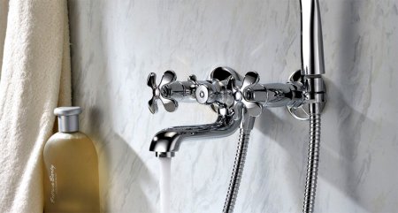 Смеситель Triton Рио 12004-F134 для ванны с душем 