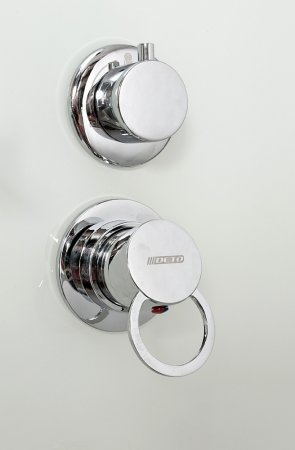 Душевая кабина Deto V9015 