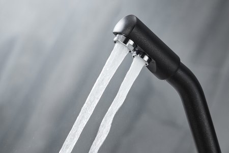 Смеситель Paulmark Hessen He213017-418 для кухонной мойки, черный металлик 