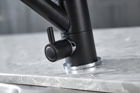 Смеситель Paulmark Hessen He213017-418 для кухонной мойки, черный металлик 