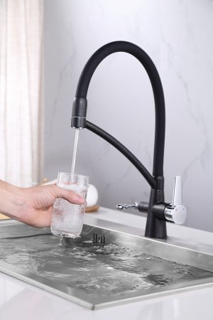 Смеситель для кухонной мойки Paulmark Holstein Ho213165-308 , черный 