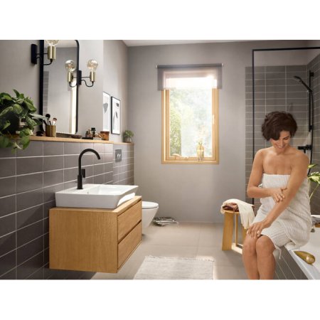 Смеситель Hansgrohe Rebris E 210 72576670 для раковины с поворотным изливом черный 