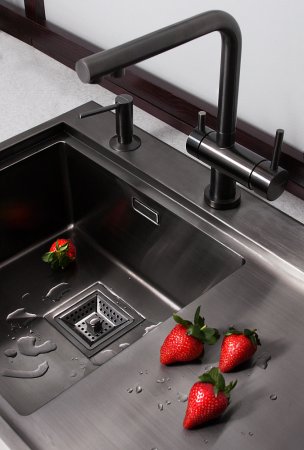 Смеситель для кухонной мойки Omoikiri Nagano PVD-GM 