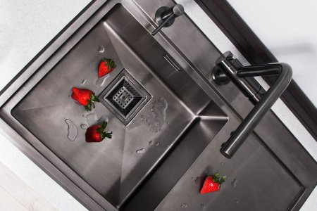 Смеситель для кухонной мойки Omoikiri Nagano PVD-GM 