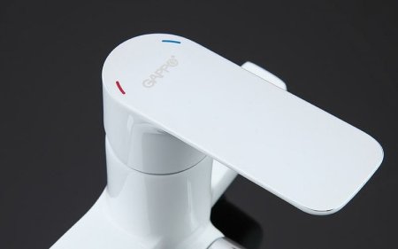 Смеситель для ванны Gappo G48 G2248 универсальный Белый Хром 